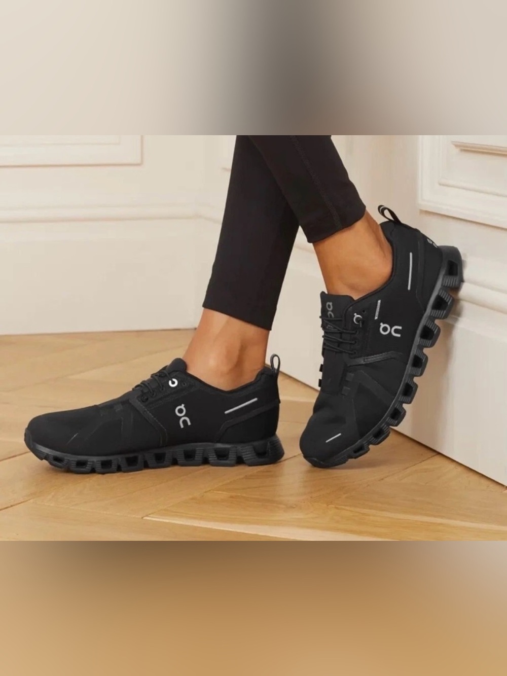 On Cloud 6 Waterproof Sneaker